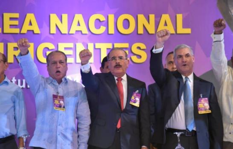 Reinaldo asume presidencia del PLD Reinaldo asume presidencia del PLD