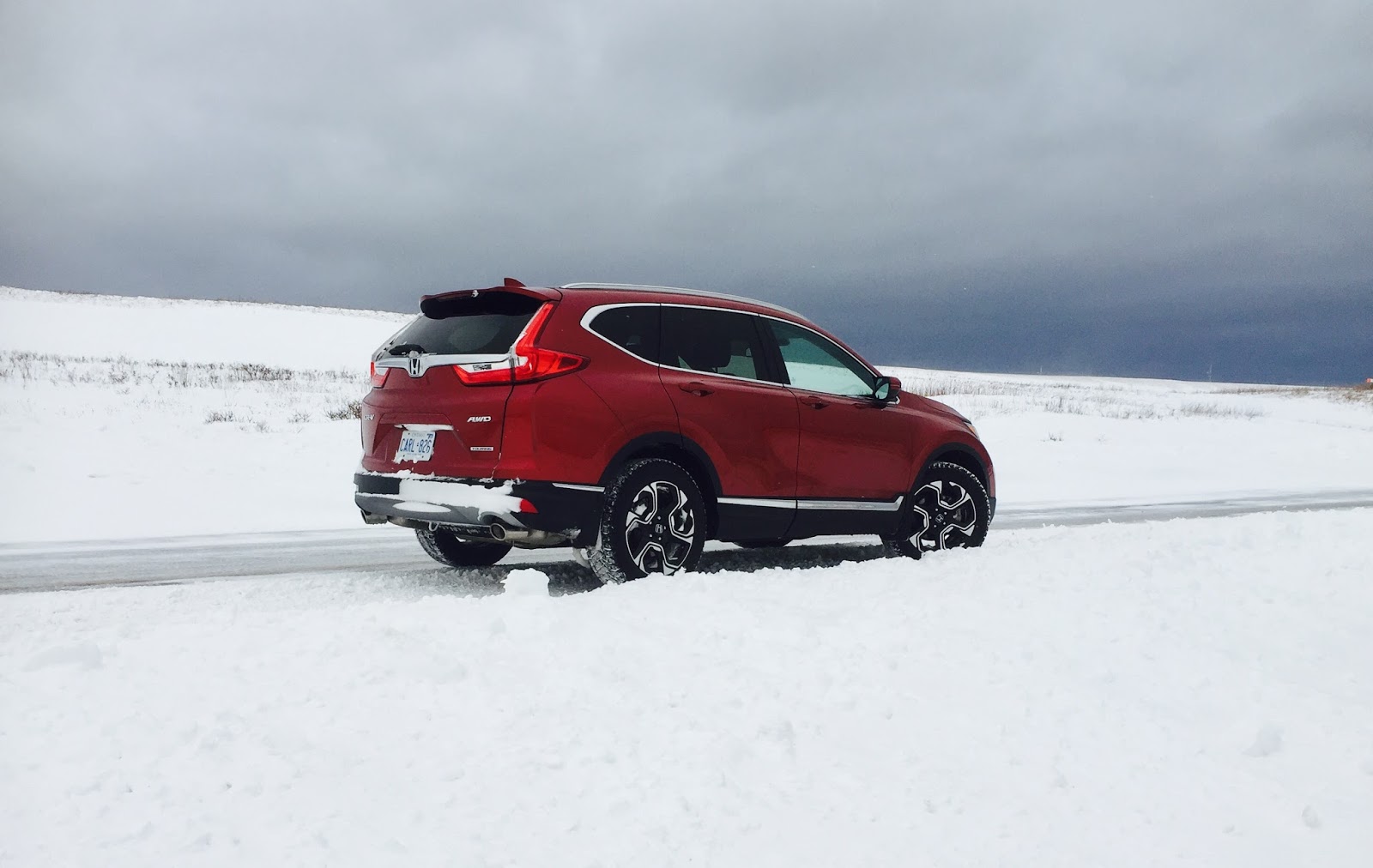 Review 2017 Honda Cr V Touring It S Our Problem Free Philosophy 2017 Hona Cr V Touring Red Rear