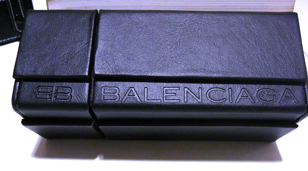P1330886.Balenciaga.bolis.1.JPG