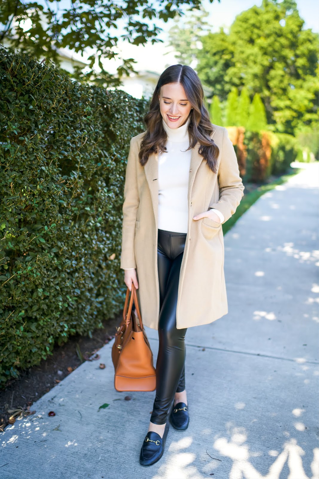 Lauren Bown – Lifestyle Blog  Outfits with leggings, Simple fall outfits,  Olive leggings