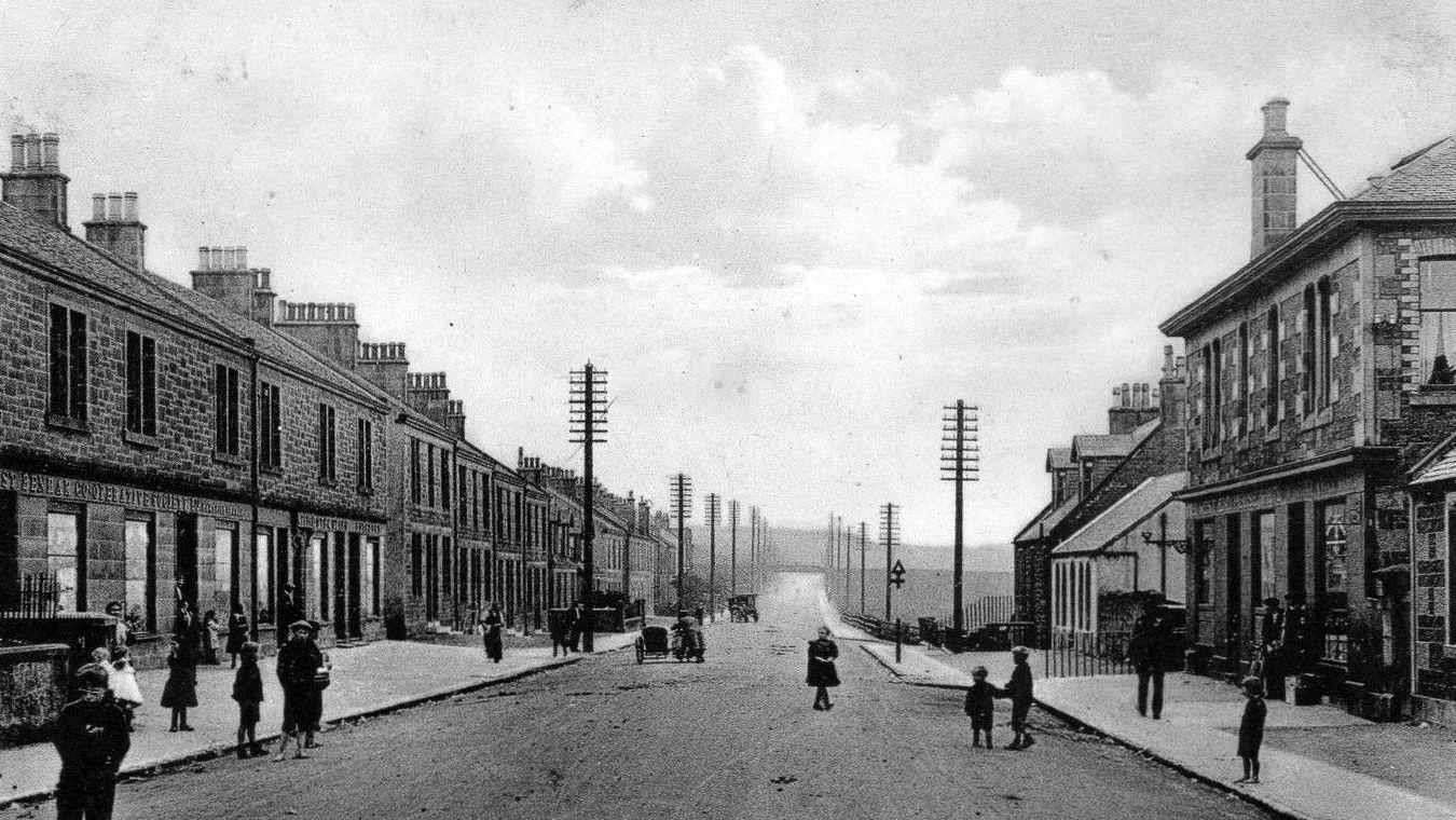 Tour Scotland Photographs Old Photographs Harthill Scotland