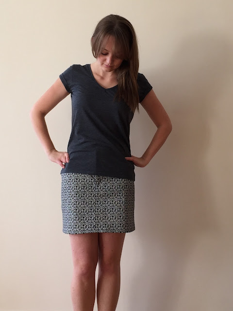 Diary of a Chain Stitcher: Geometric Grainline Moss Mini Skirt in Stretch Cotton from Mood Fabrics
