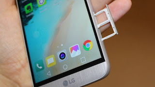 lg-g5-review-micro-sd-card-slot-650-80.jpg