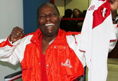 Pepe Vásquez Foto de Pepe Vásquez con ropa deportiva