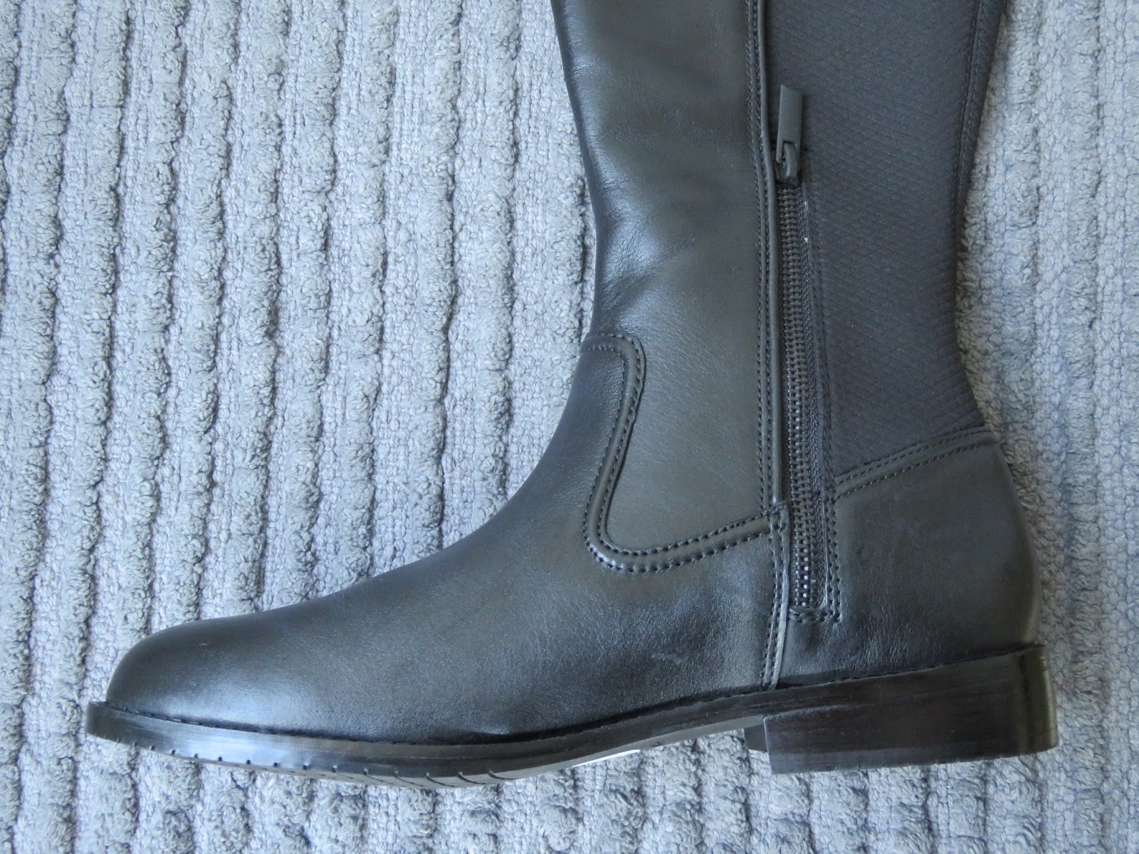 boots for thin calves and ankles