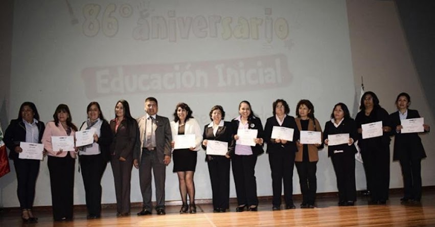 DRELM reconoce a más de 60 instituciones educativas de inicial - www.drelm.gob.pe DRELM reconoce a más de 60 instituciones educativas de inicial - www.drelm.gob.pe