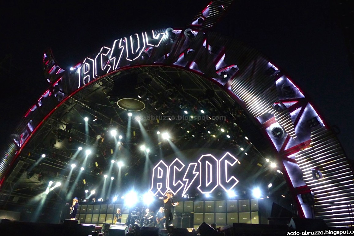 AC/DC ABRUZZO - ROCK OR BUST WORLD TOUR: Imola, July 2015 - NIGHT REPORT