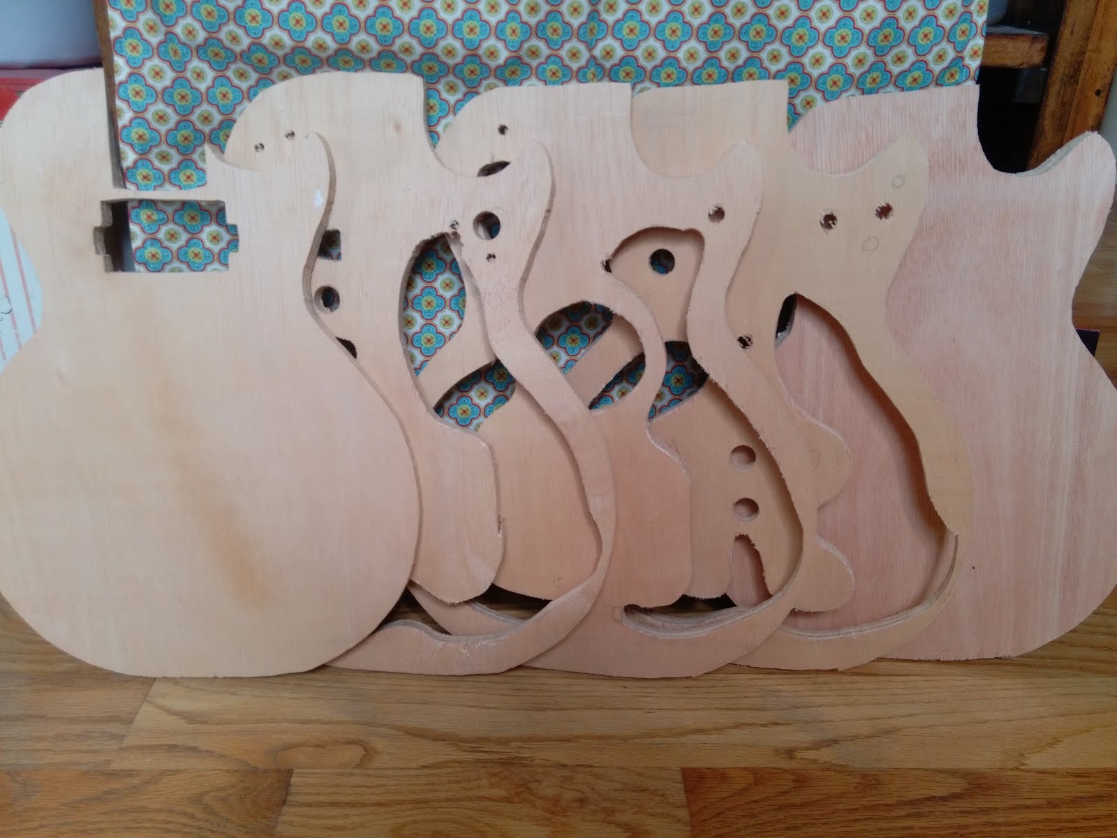 [Mattwins] Building a Guitar Body from Plywood, part II of III