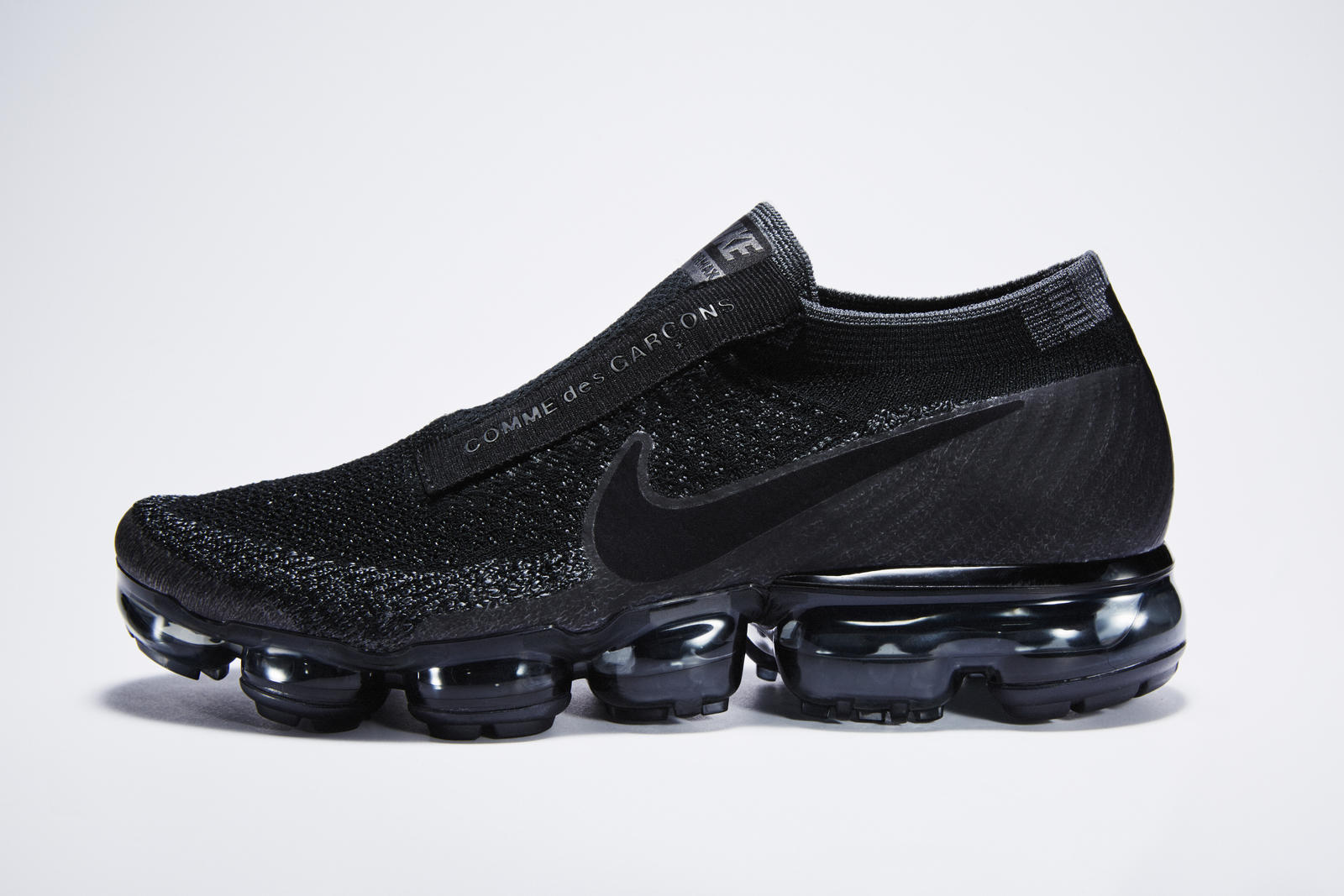 Nike air vapor max. Nike air vapormax. Nike vapor max. Nike air vapormax plus черные. Nike air max vapormax plus.