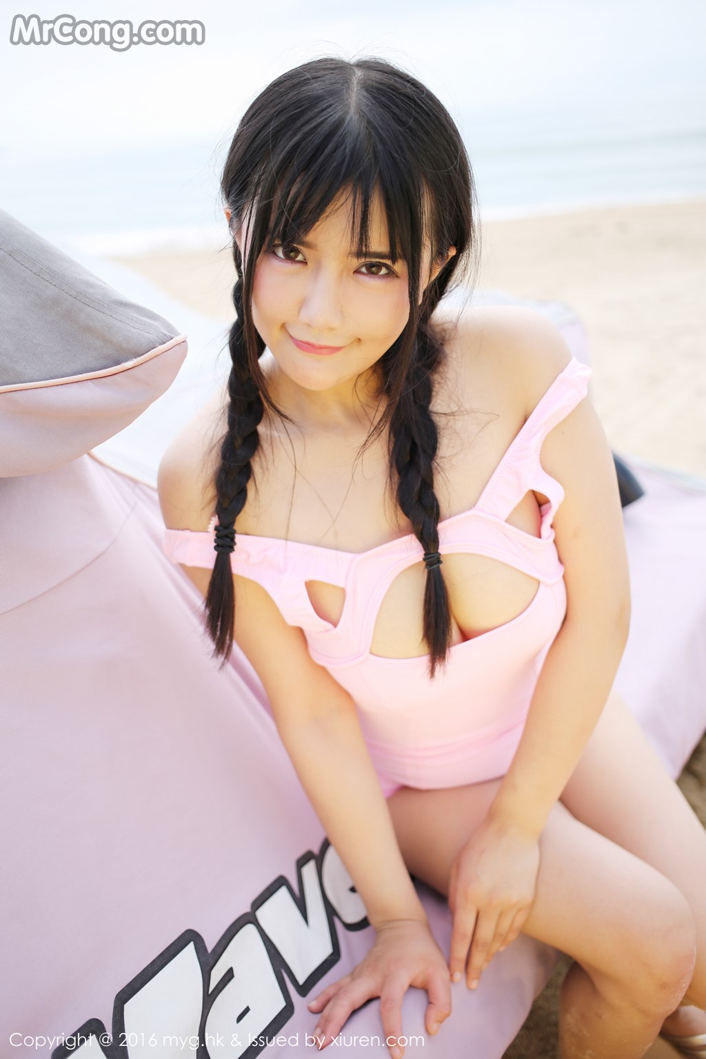 MyGirl Vol. 230: Model Cui Guai Yi (崔 乖 艺) (55 photos)
