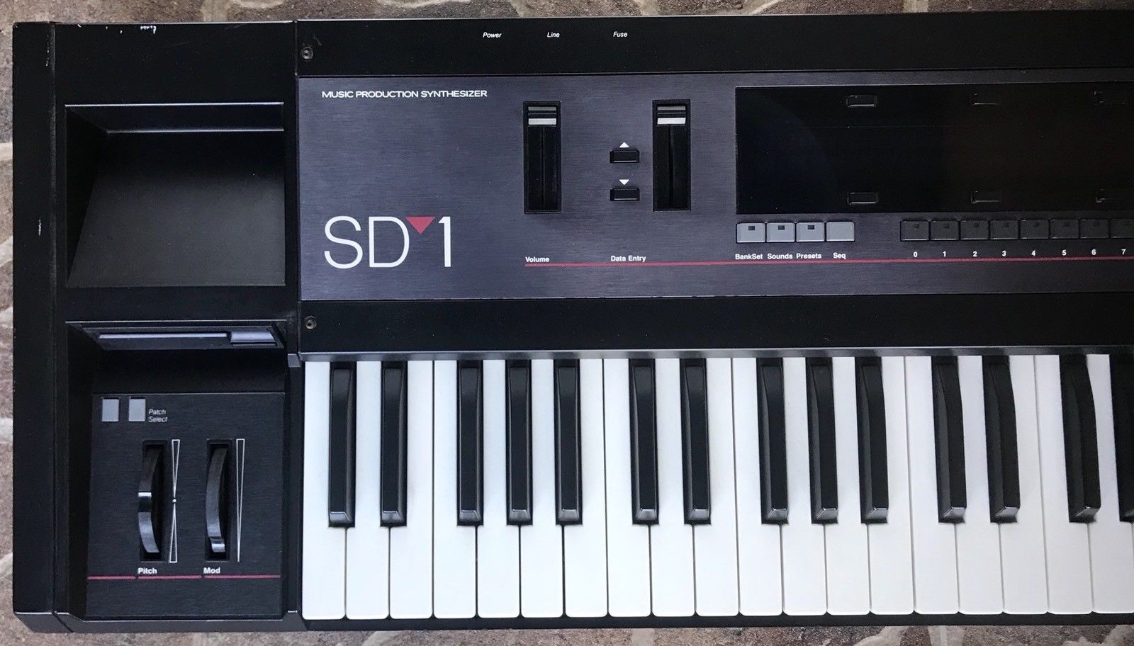 MATRIXSYNTH: Ensoniq SD-1 Synthesizer Keyboard
