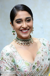 Actress Regina Cassandra Stills At Kalasha Jewels Signature Bridal Lounge Launch Actress Regina Cassandra Stills At Kalasha Jewels Signature Bridal Lounge Launch