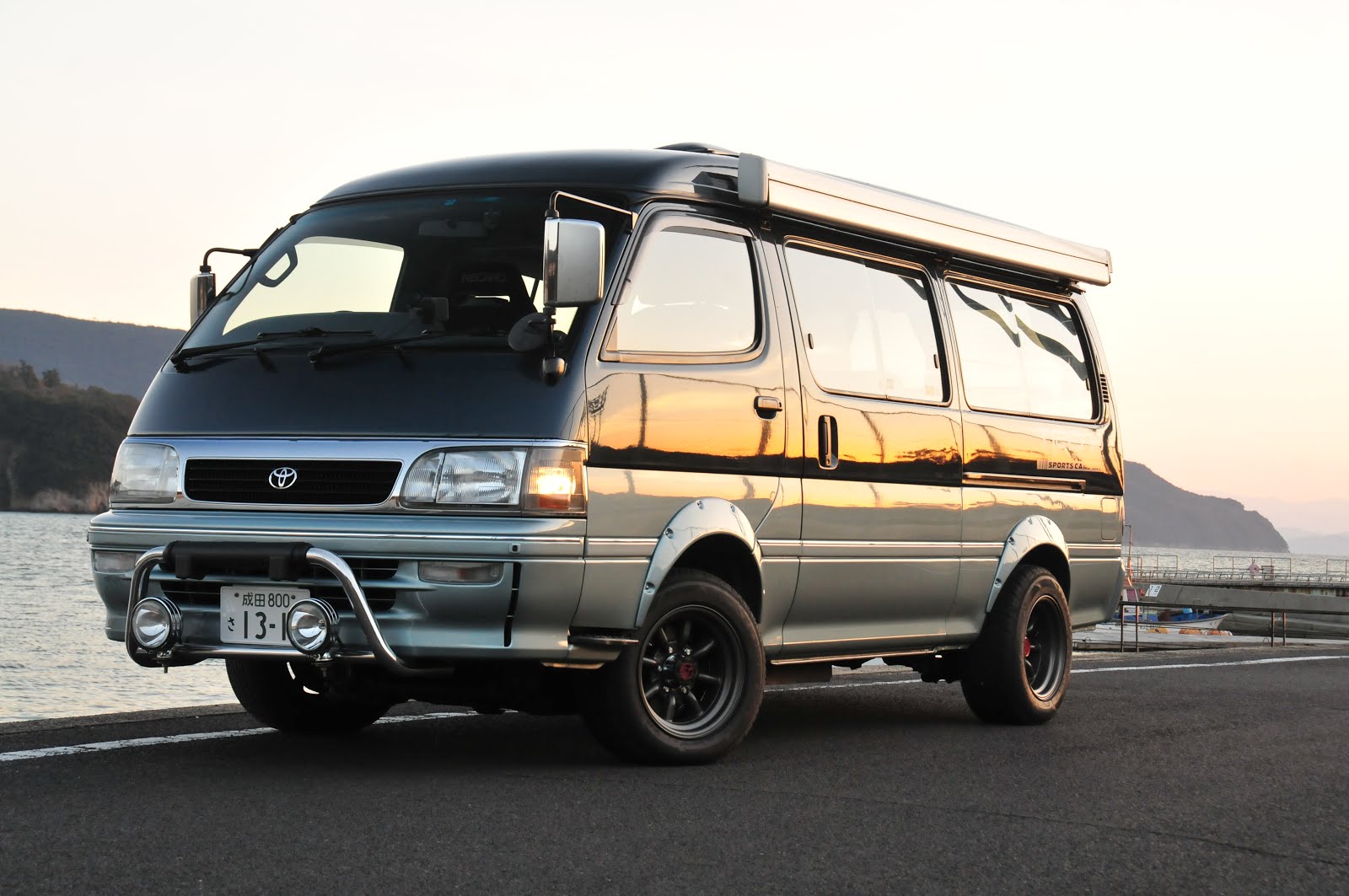 Toyota Hiace 4wd
