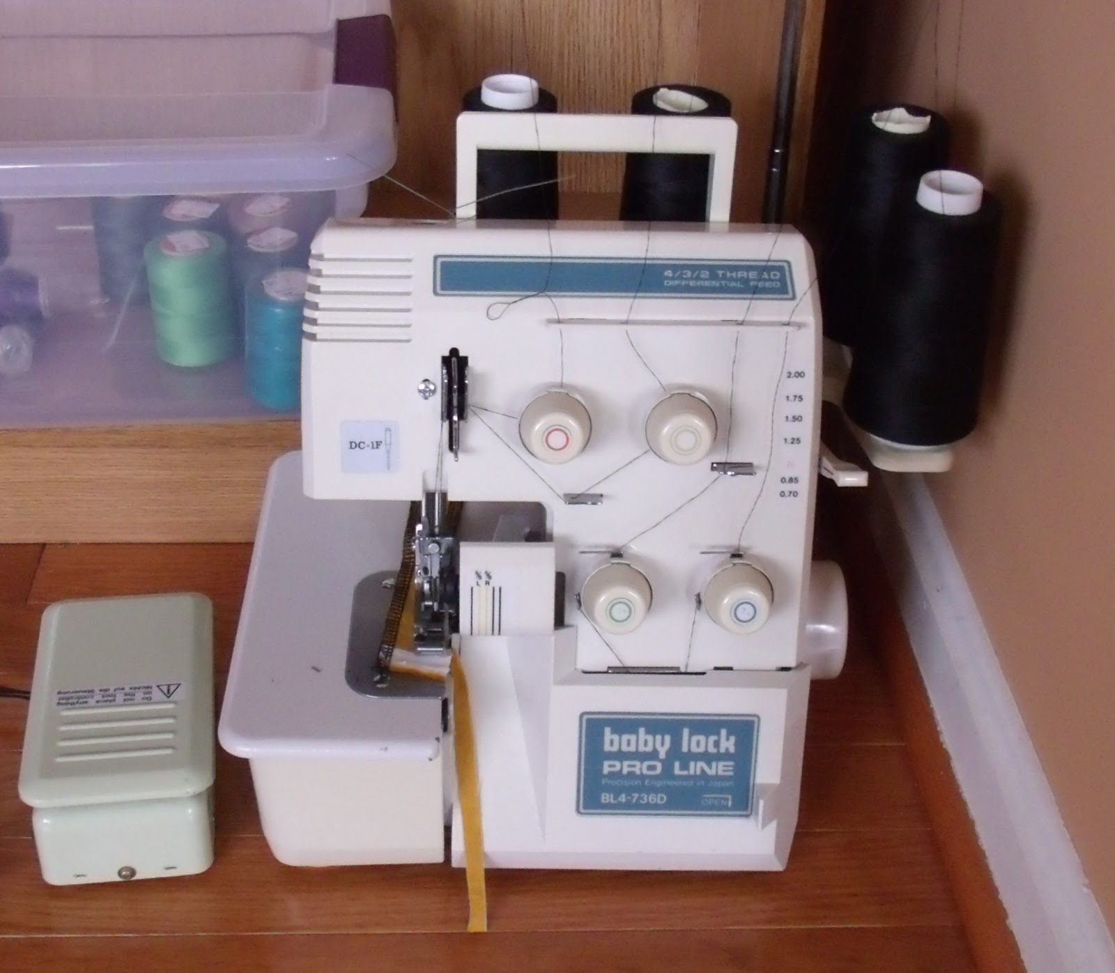 Vintage Sewing Machines Pfaff Hobbylock 774