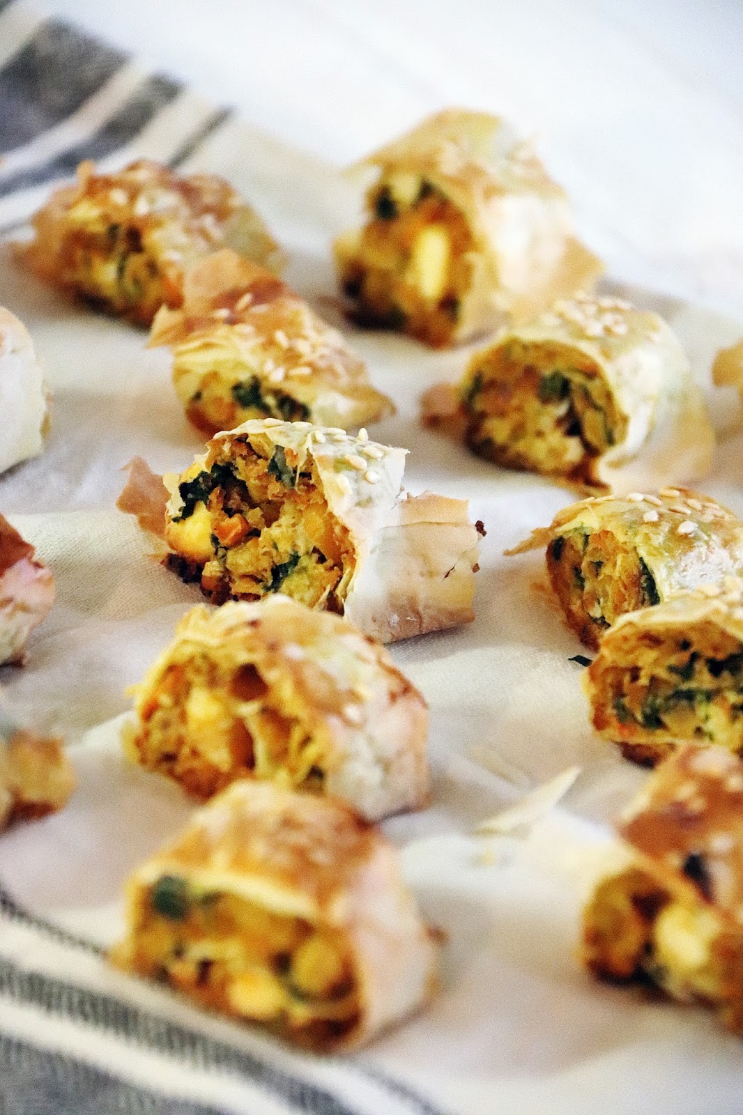 WEEKLY BITES SPINACH, CHICKPEA & SWEET POTATO SAUSAGE ROLLS bits&pieces
