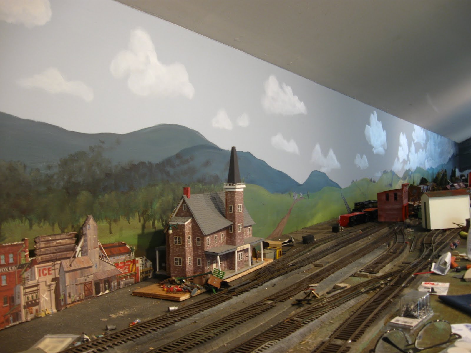 Poor Man's Portfolio Train Set Backdrop Fairfield, Pa