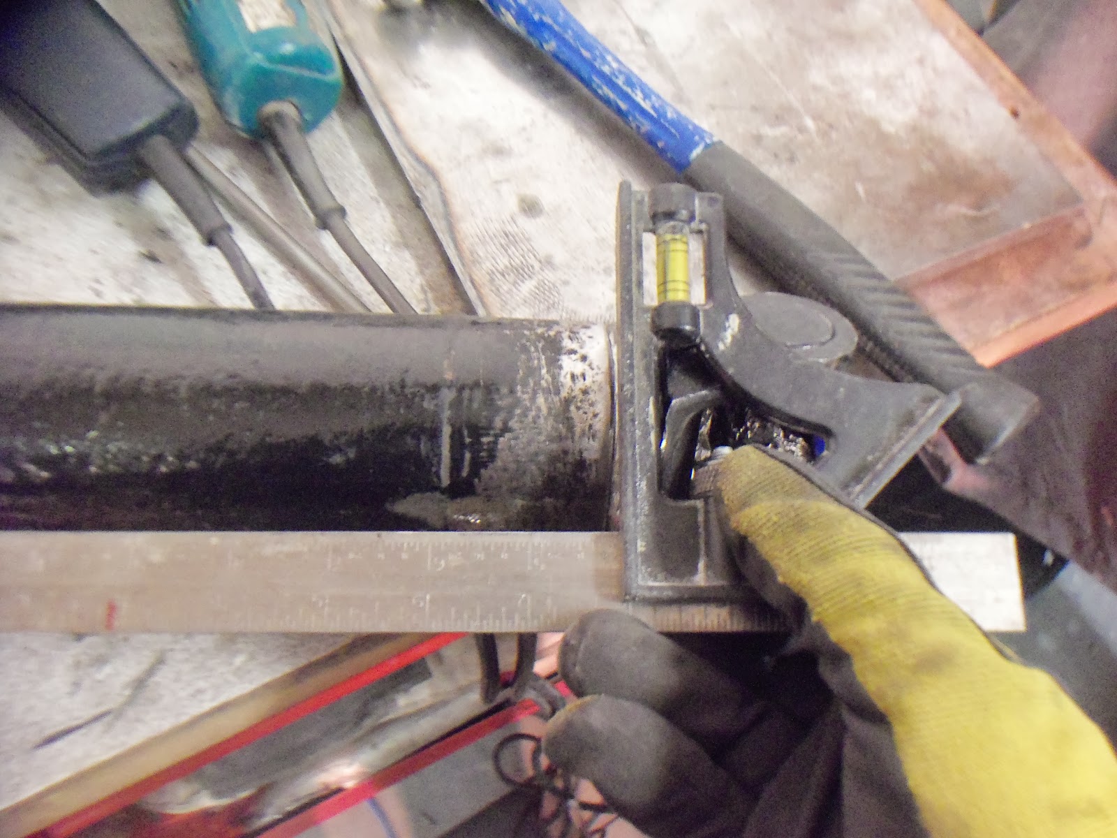 Etek Restorations Classics, Rods and Customs Shortening a Drive Shaft