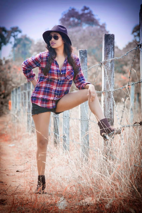 Manisha Yadav Hot Photoshoto Stills