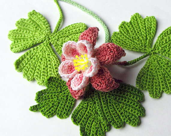 Columbine flower Crochet pattern