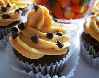 Pumpkin Spice Chocolate Cupcakes