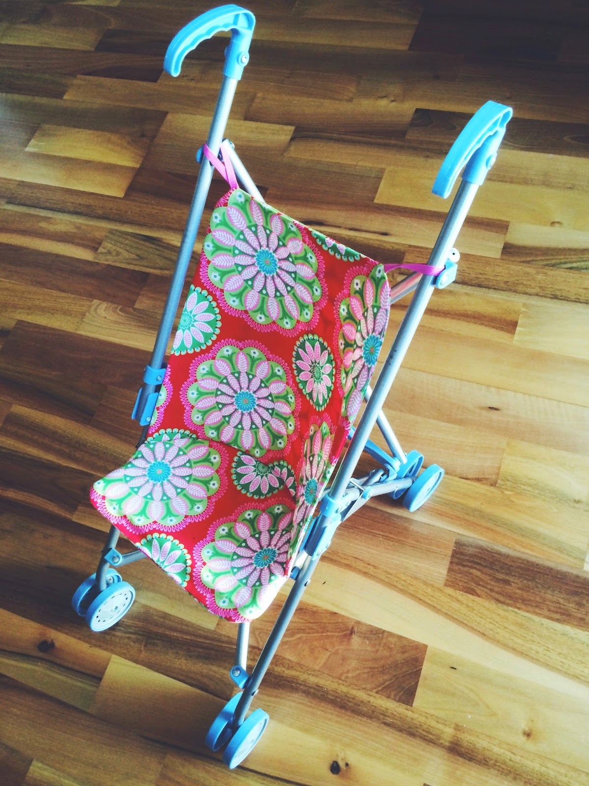 handmade sensations: FOLDING DOLL STROLLER MAKEOVER