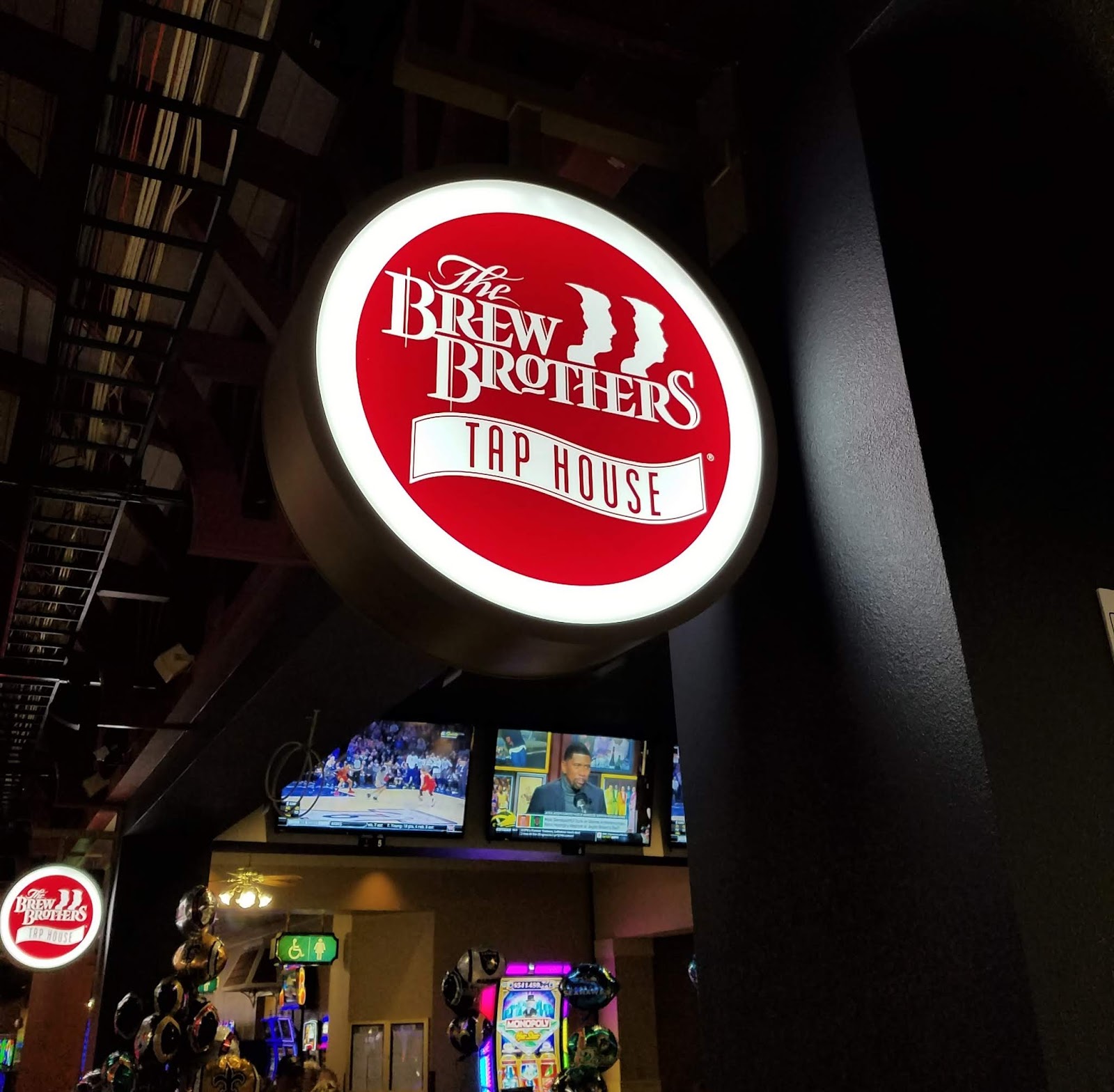 Laughlin Buzz The Brew Brothers Tap House at the Tropicana Laughlin