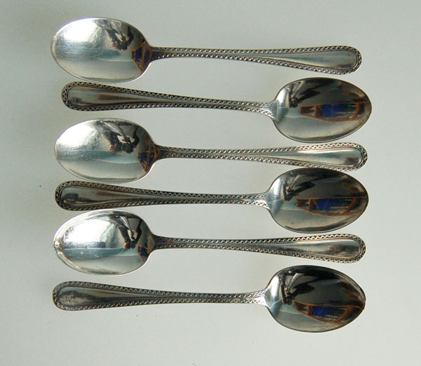 Silver set of 6 vintage HM silver tea spoons with zig zag border by
