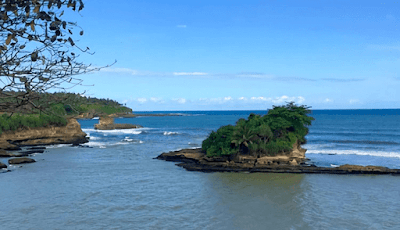 Pantai Amanda Ratu