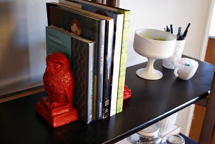 owl bookends updated with red paint diy