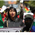 Ayotzinapa, hija de Evo Morales encabeza plantón en Bolivia