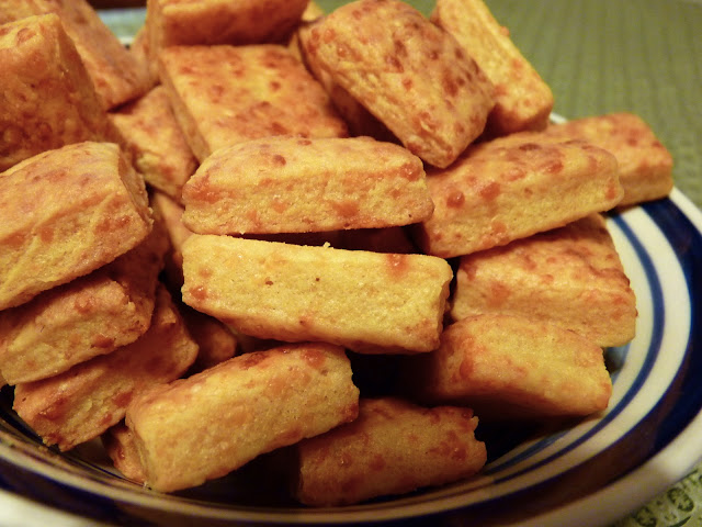 amelia.mary: I made homemade Cheeze-Its