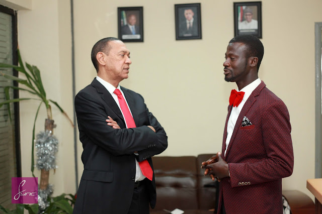 Abdulahi Olatoyan meets senator Ben Bruce