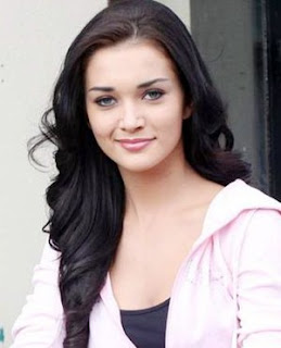 Amy Jackson Profile, Biography, Wiki, Biodata, Height, Weight, Body(Figure) Measurements, Affairs, Boyfriends, Family Photos and more...