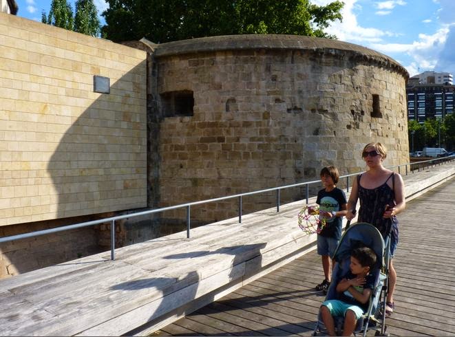 Muralla de Logroño, el Cubo del Revellín. Muralla de Logroño, el Cubo del Revellín.