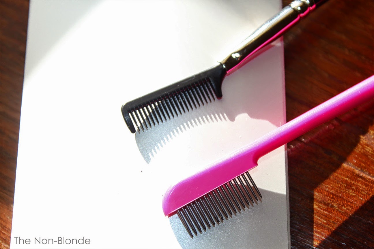 Hakuhodo K032 & K019 Eyelash Combs The NonBlonde