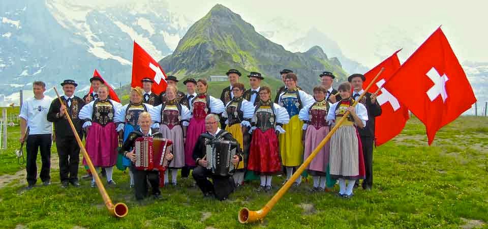 Latschariplatz Blog Nr. 25 > Musik & Brauchtum in der Schweiz