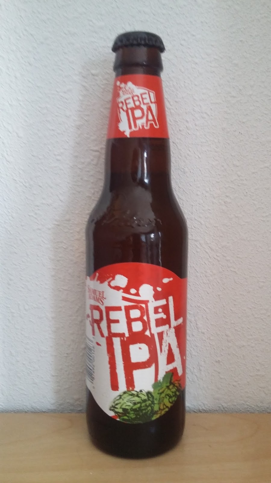 Coleccionando cervezas Rebel IPA