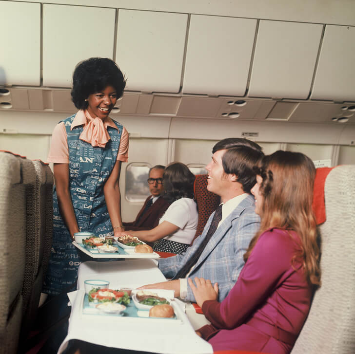 14 Beautiful Old Pictures Show What It Was Like To Travel By Plane In The Past 14 Beautiful Old Pictures Show What It Was Like To Travel By Plane In The Past