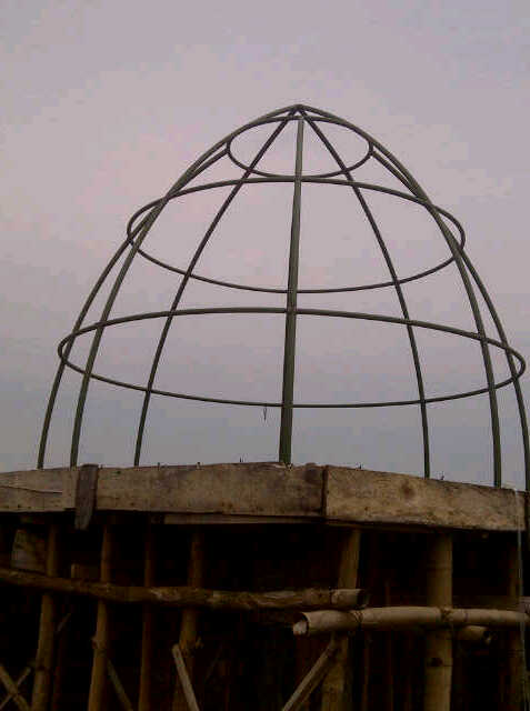 Kubah Masjid Ponpes Alyassini di Pasuruan