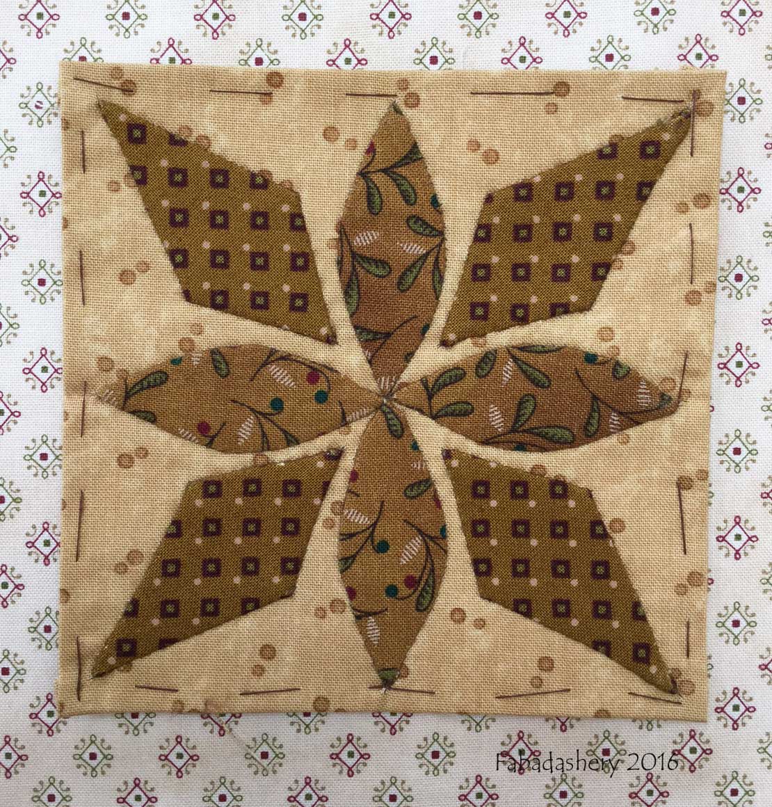 Fabadashery Dear Jane Quilt Block D8 Dee Dee's Delight