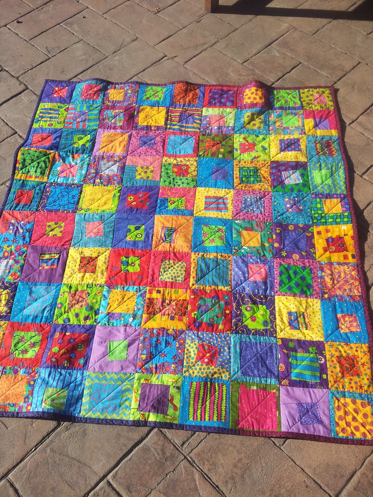 Made with my two hands A bright quilt finish