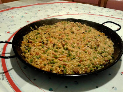 Arroz a la leña con verduras y carne Arroz a la leña con verduras y carne