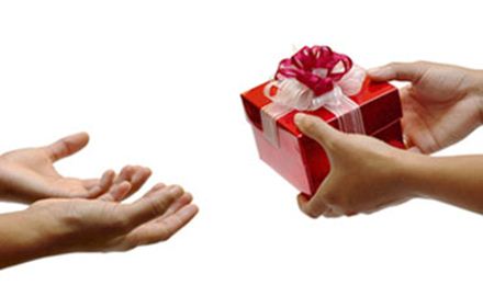 Kado ulang tahun spesial utk mama, Hadiah ultah buat adik wanita, Hadiah ulang tahun utk istri yg berkesan, Kado pernikahan utk orang jepang, Hadiah ulang tahun yang cocok untuk ibu, Macam macam hadiah ulang tahun untuk pria, Hadiah ulang tahun yang cocok utk suami, Kado yang cocok untuk pria virgo, Kado anniversary untukan sendiri, Cari kado ultah buat temanborder=