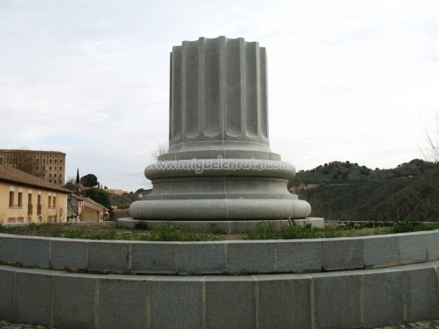 Plaza de la Cornisa