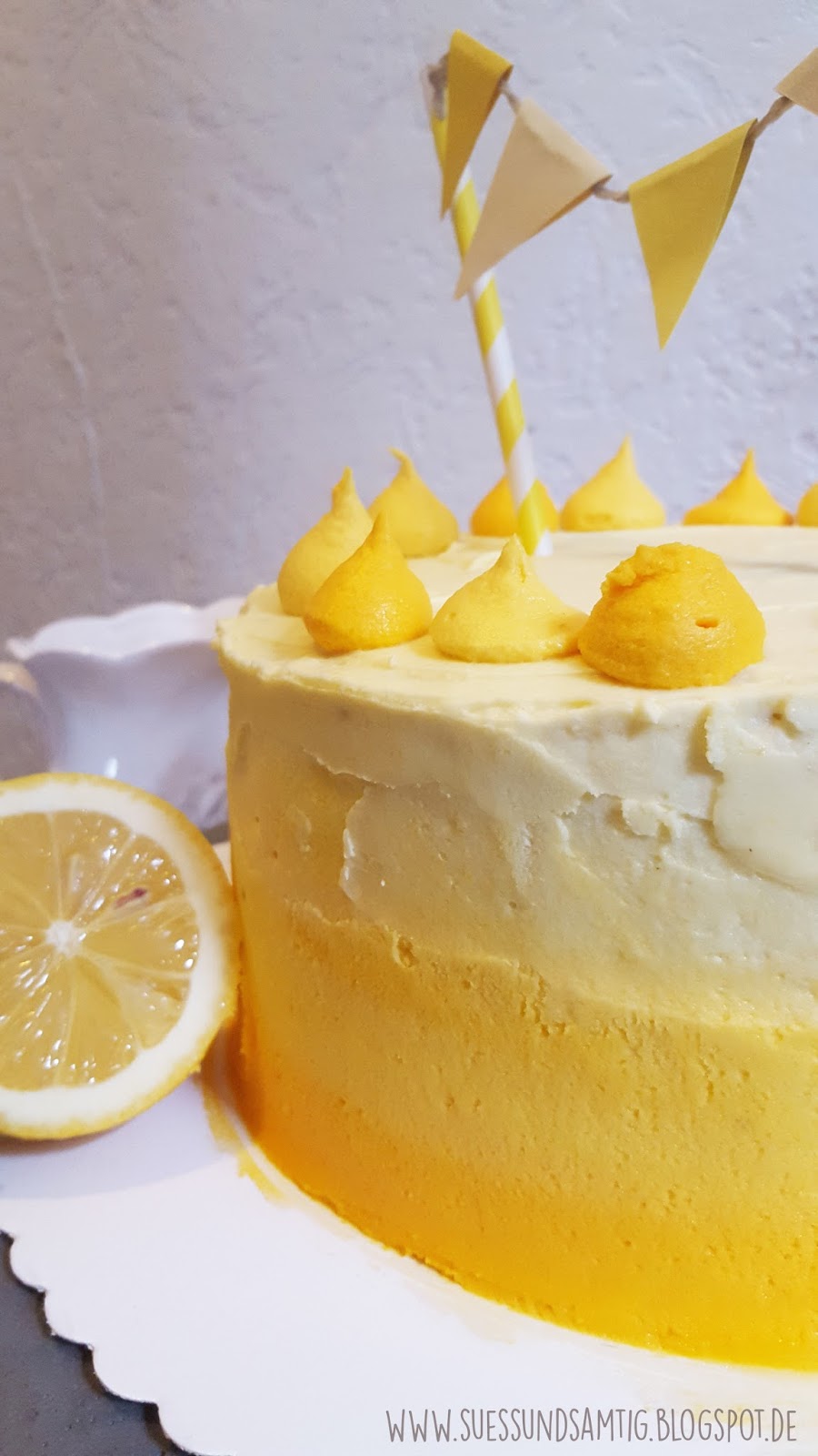 Süß & Samtig: Triple Lemon Cake