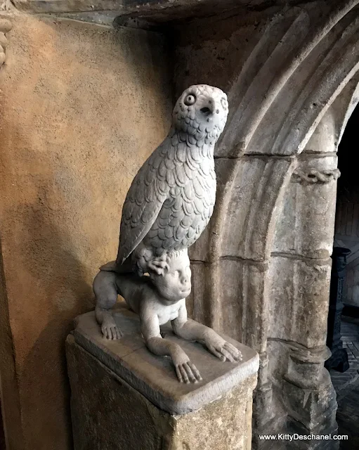 weird statues in hearst castle