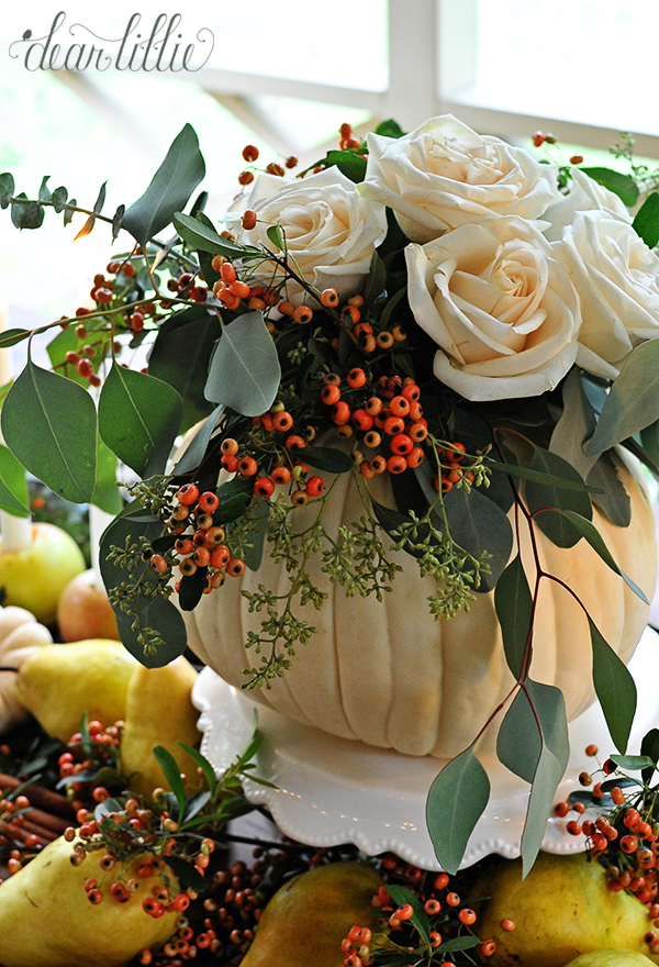 An Easy and Inexpensive Autumn Table Setting with a An Easy and Inexpensive Autumn Table Setting with a
