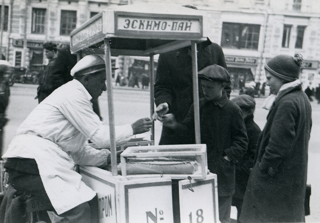 Witnessing 1930s Moscow Through a Norwegian Journalist s Account - 74