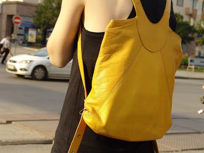 жёлтый рюкзачок