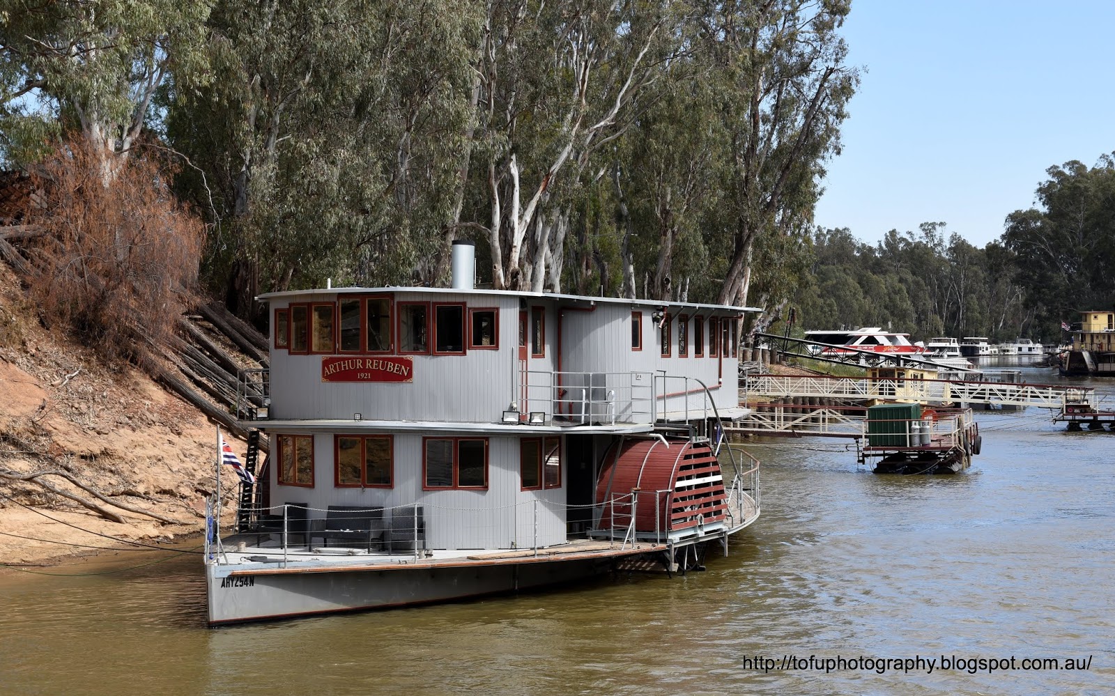 Tofu Photography The Arthur Reuben paddle steamer on the Murray River